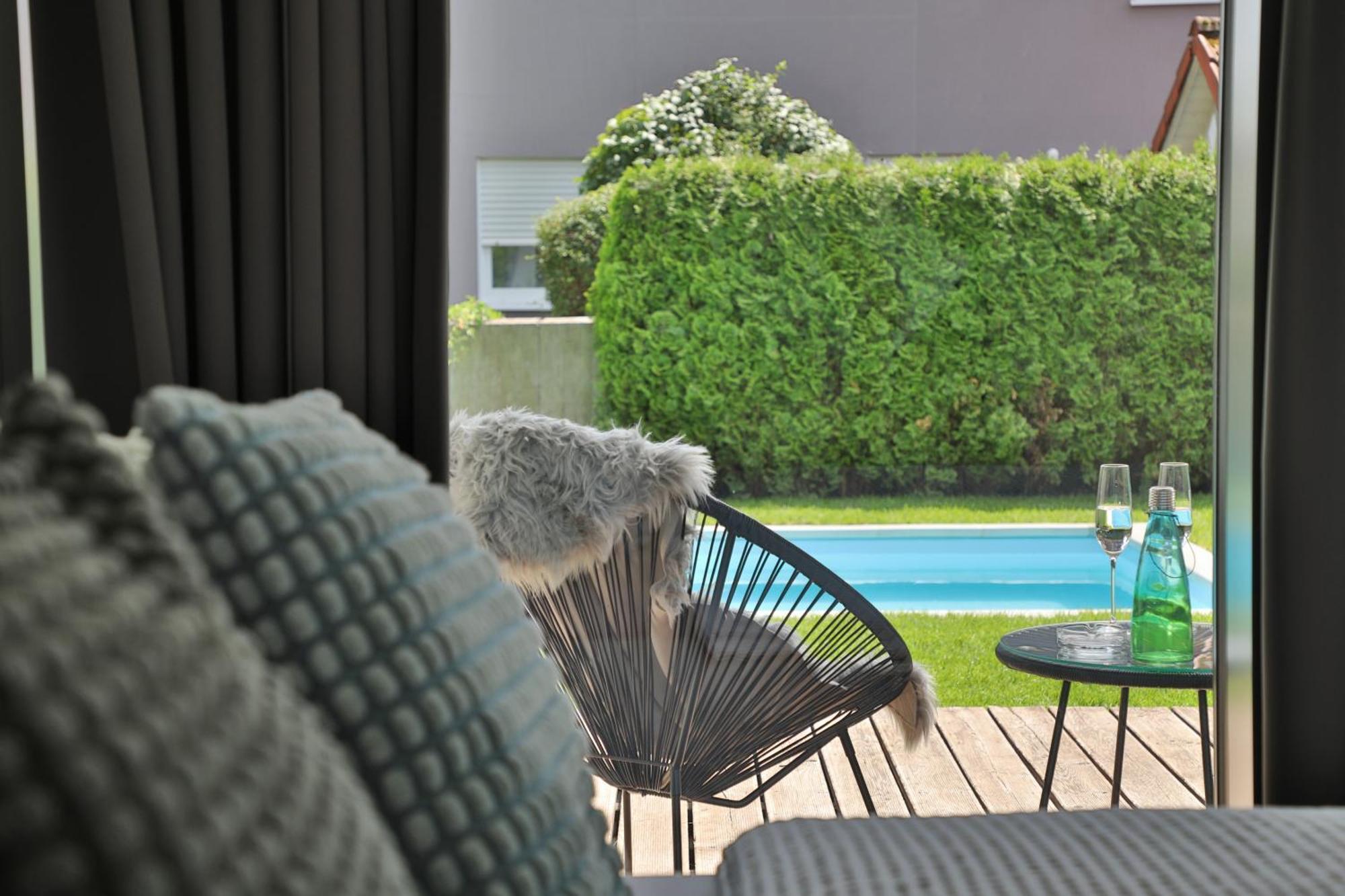Modernes Studio-Apartment Герстхофен Экстерьер фото